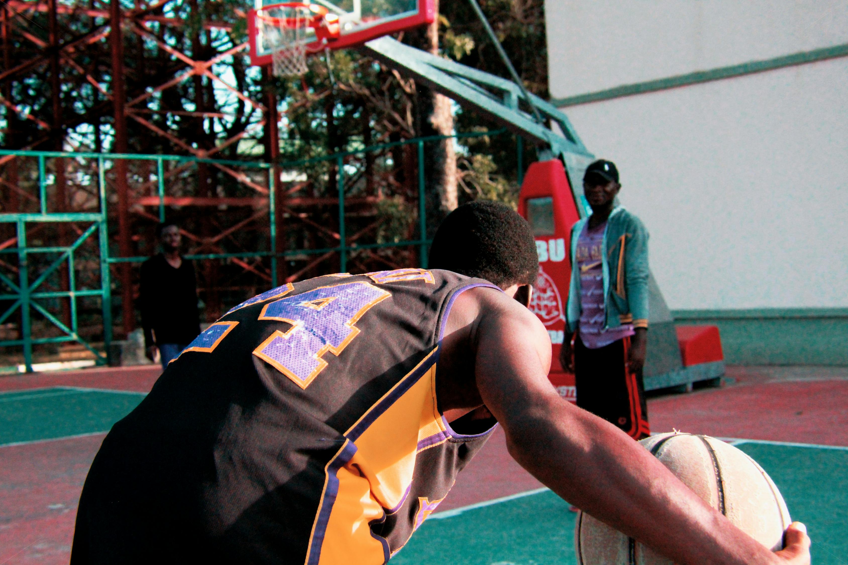 深度解析，NBA 2009游戏，重温经典篮球历程