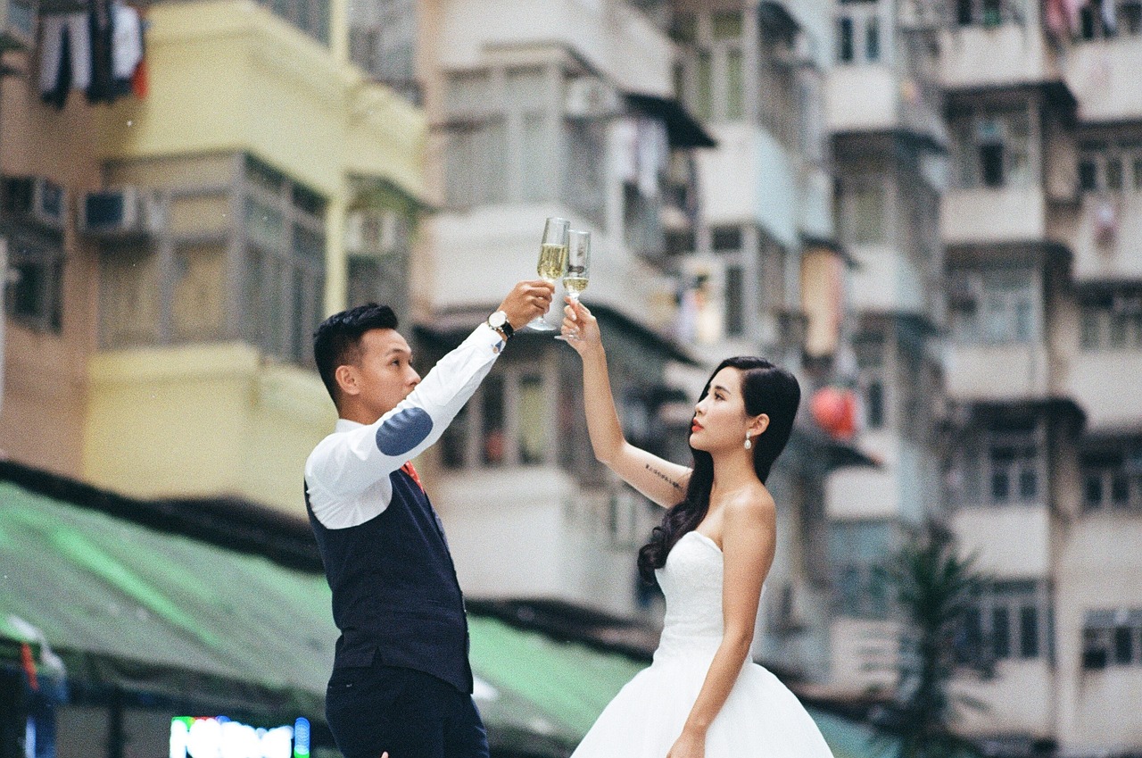 酒后争执，夫妻双双开车到派出所