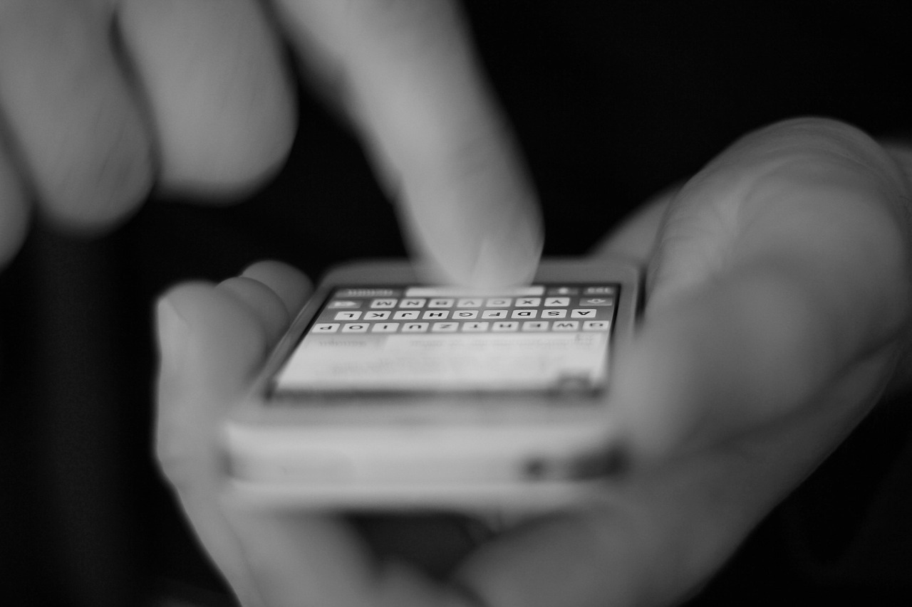 雷轰加速App，官方下载指南与使用技巧