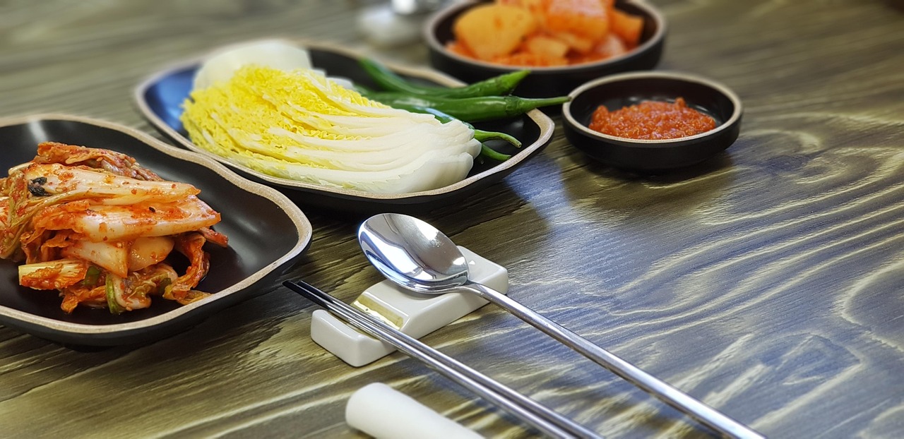 探索日常饮食的英语表达，早餐、午餐和晚餐